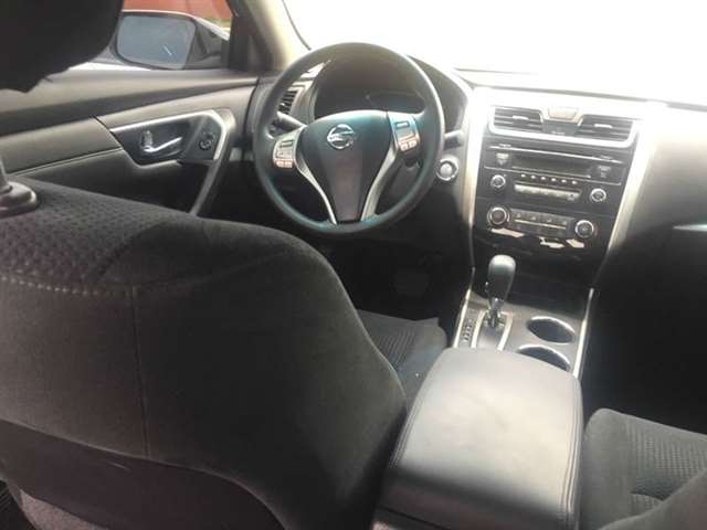 Nissan Altima 2015 photo 11